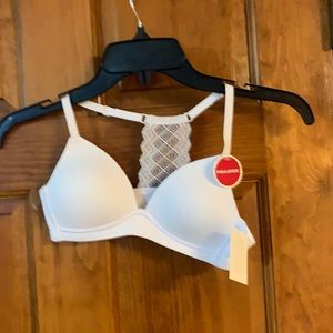 New Delta Galil Womens Bra  32A White NWT